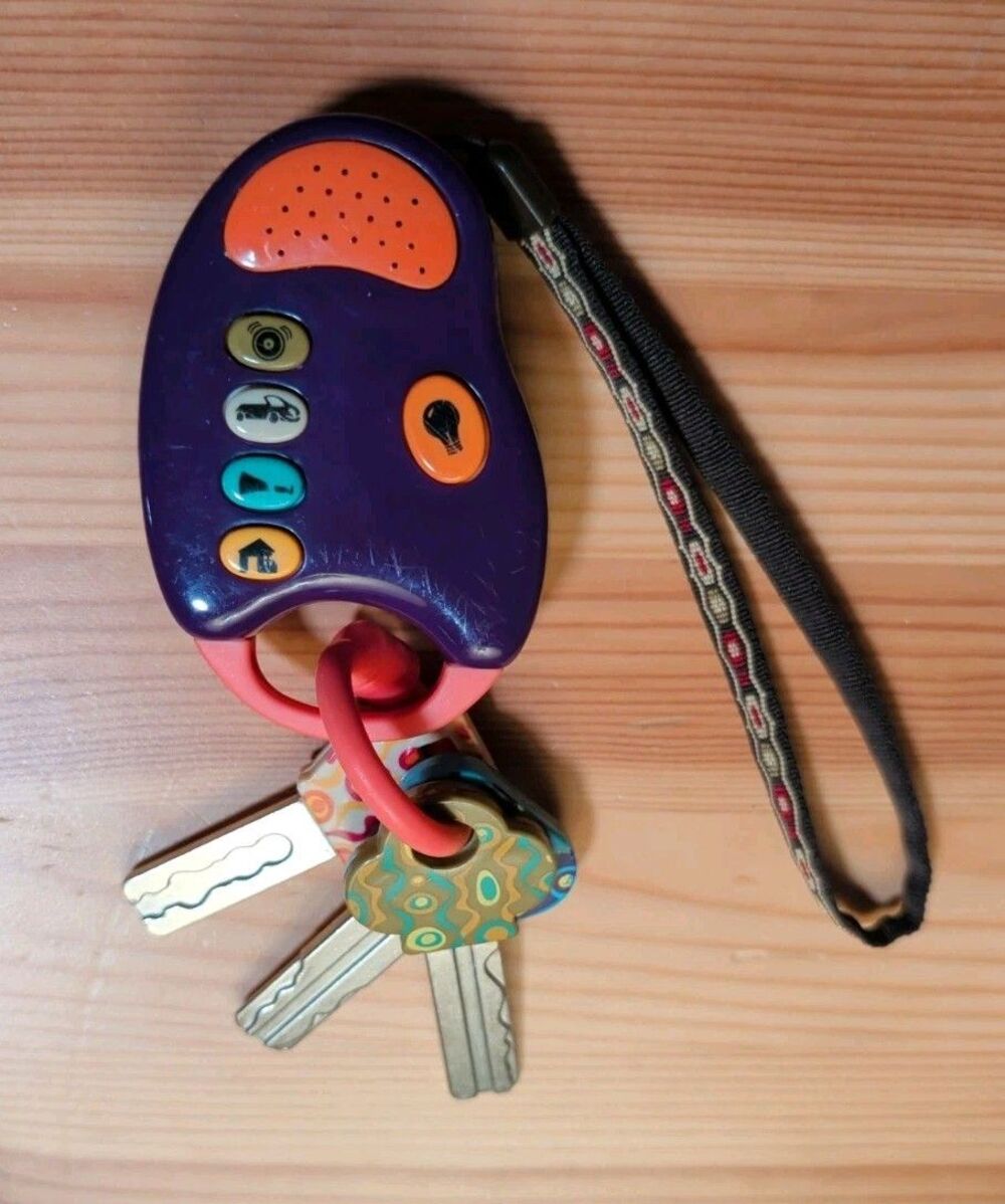 B. B Toys Toy Car Keys Key Fob – Lights & Sounds – Interactive TESTED! WORKS!